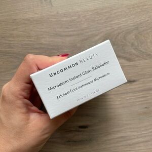 Uncommon James Uncommon Beauty Microderm Instant Glow Exfoliator